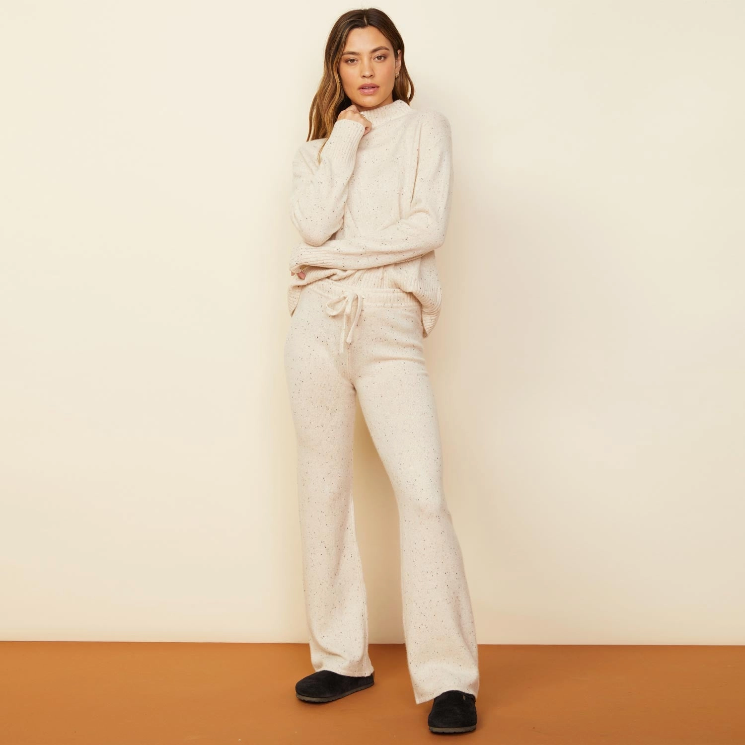 Versatile Sharp Cashmere Neps Mock Neck Sweatshirt