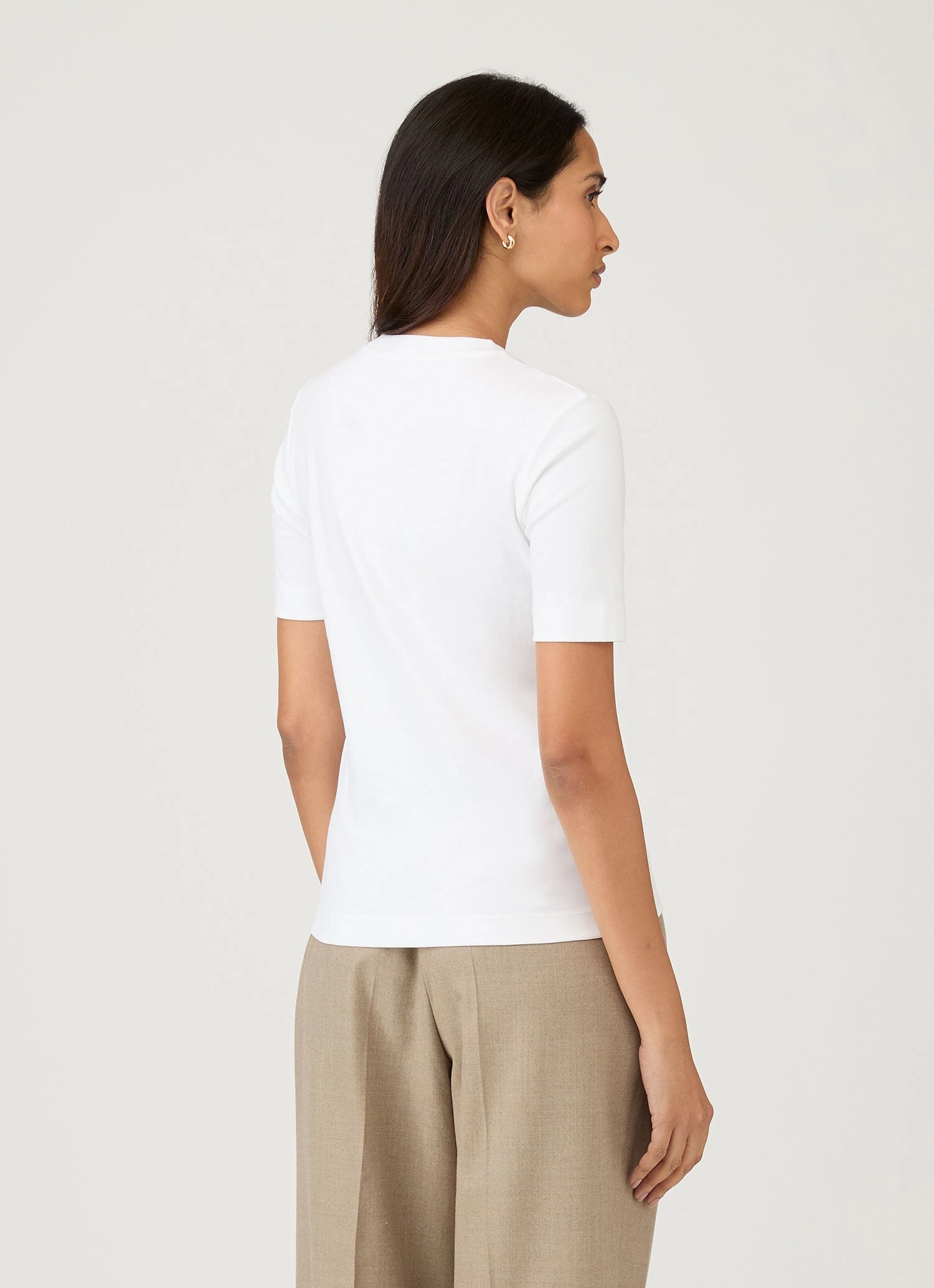 Versatile Top Women's Mid Sleeve T-shirt in White