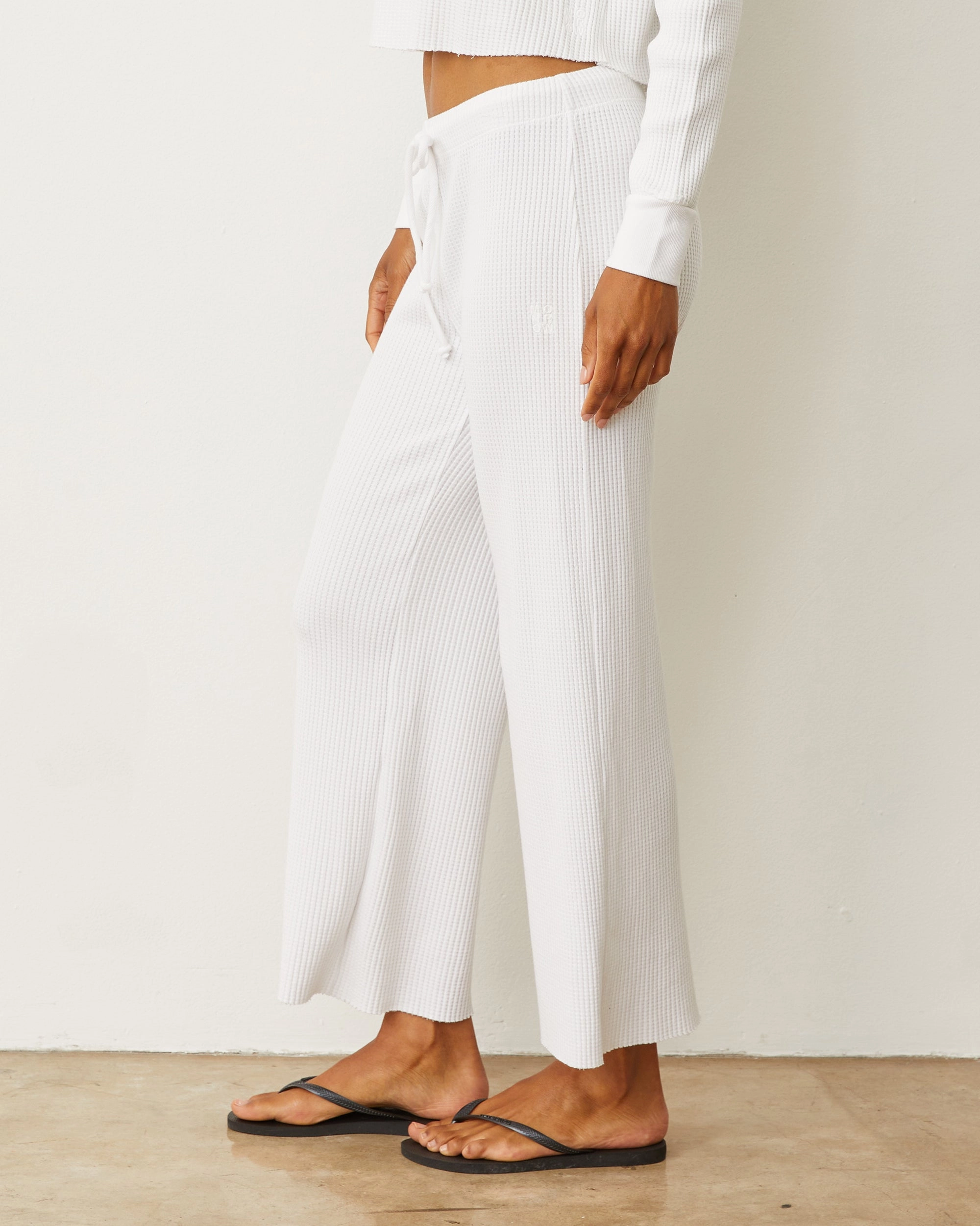 Versatile Wear Waffle Crop Lounge Sweat