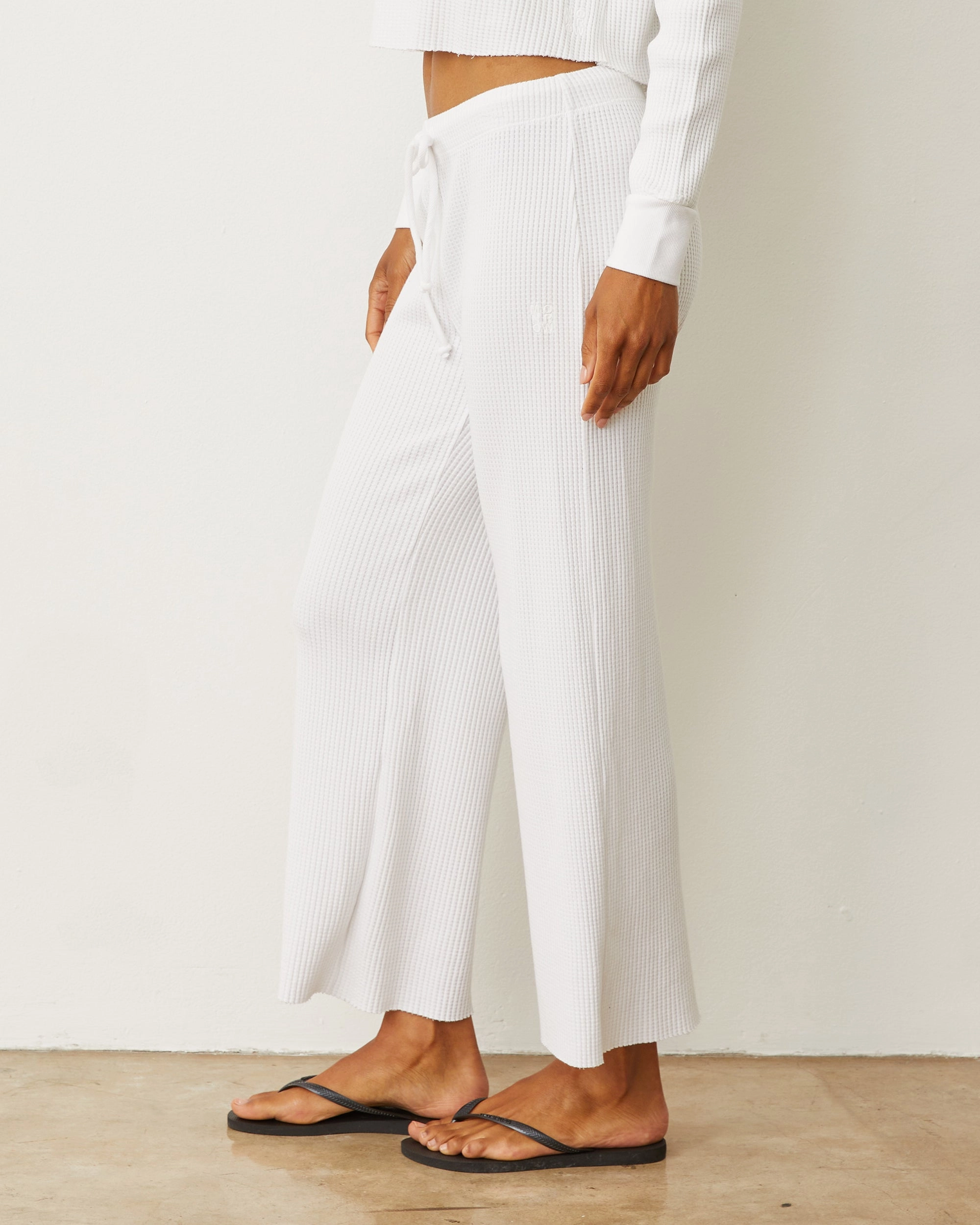 Versatile Wear Waffle Crop Lounge Sweat
