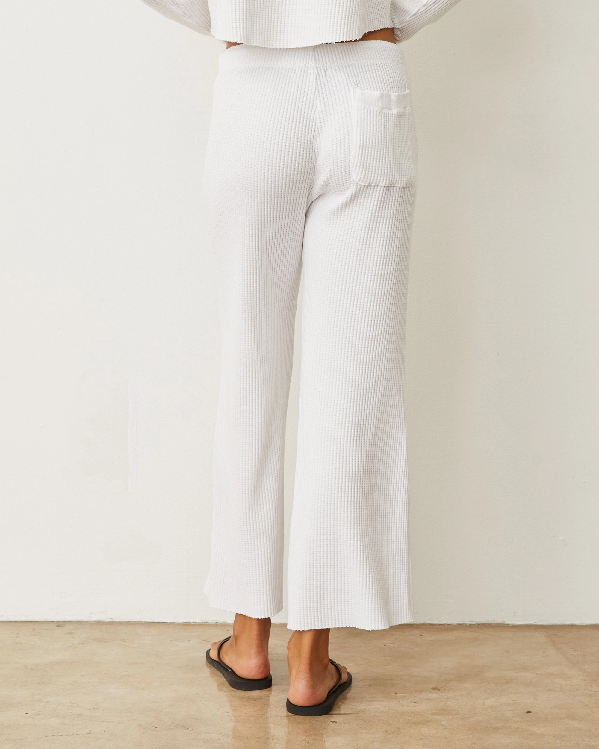 Versatile Wear Waffle Crop Lounge Sweat