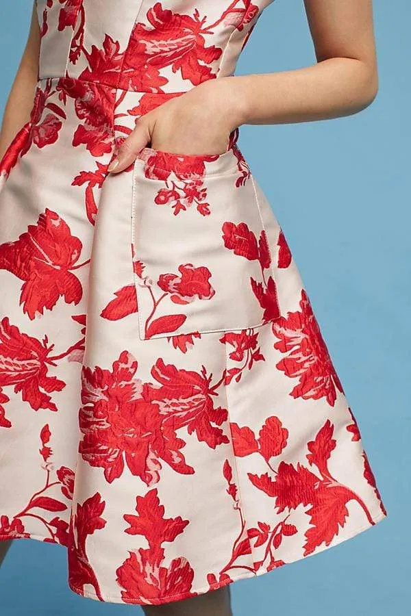 Vibrant Chic Nadia Dress - Scarlet Rose