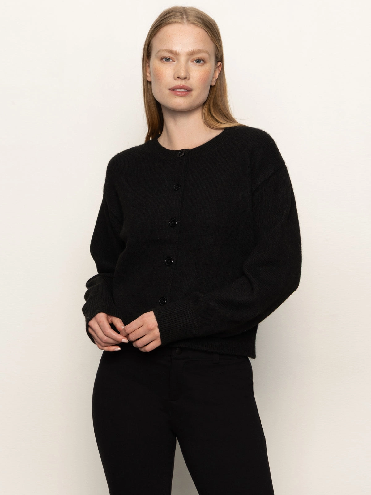 Must-Have Cardi Black Lantern sleeve