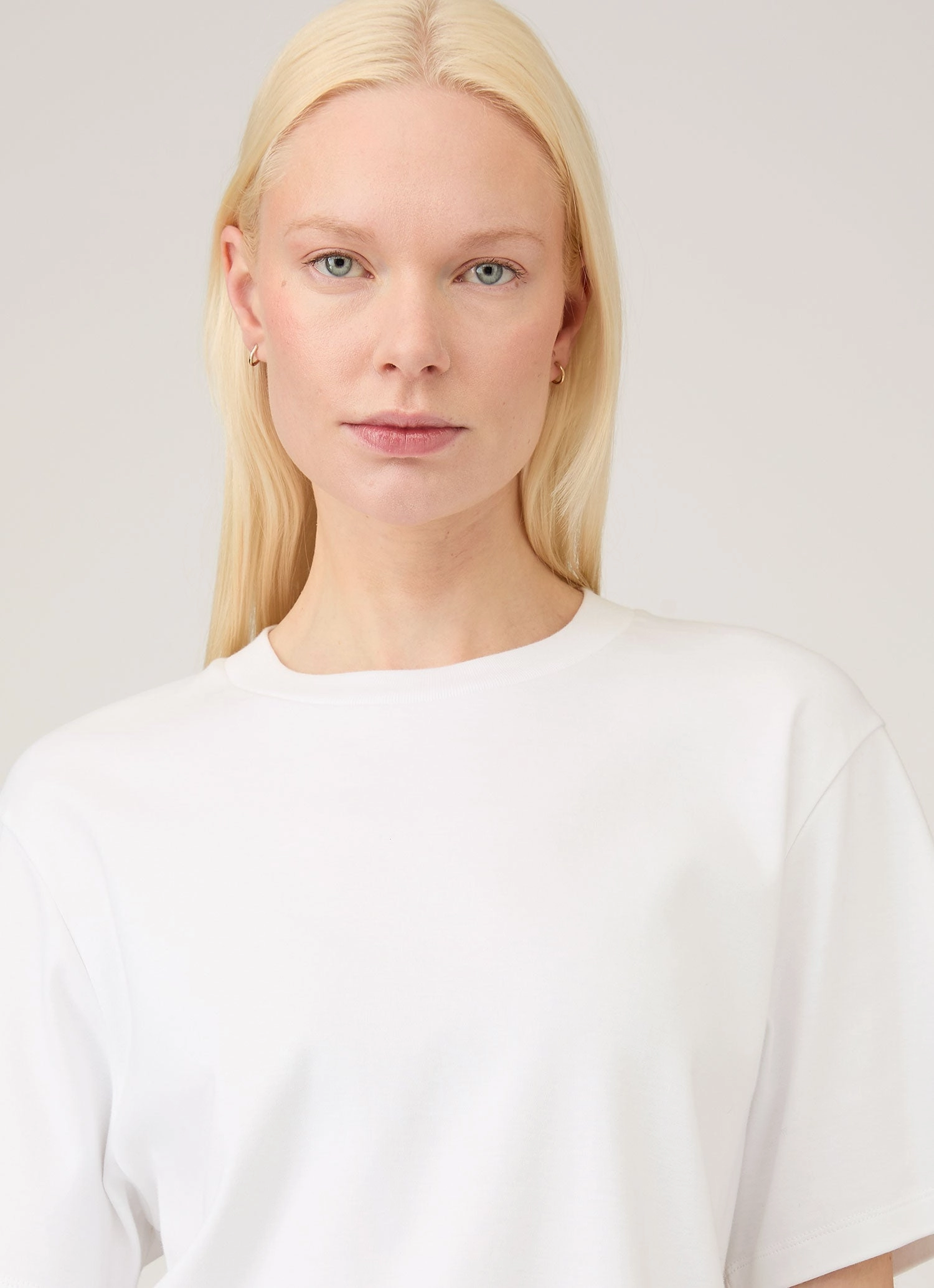 Women's Boxy Heavyweight T-shirt in White Relaxed Style Wear