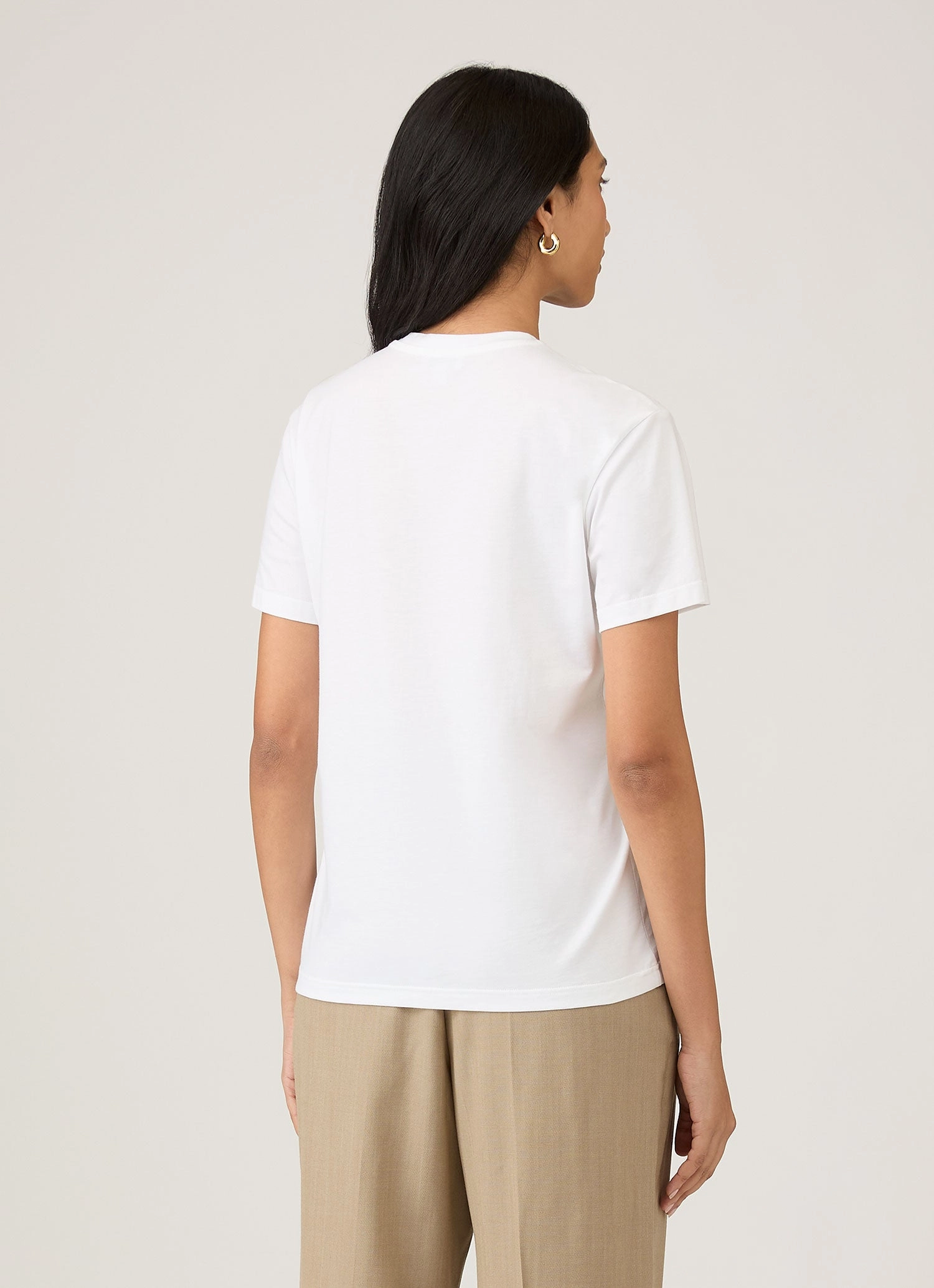 Women's Boy Fit T-shirt in White Fashionable Comfort