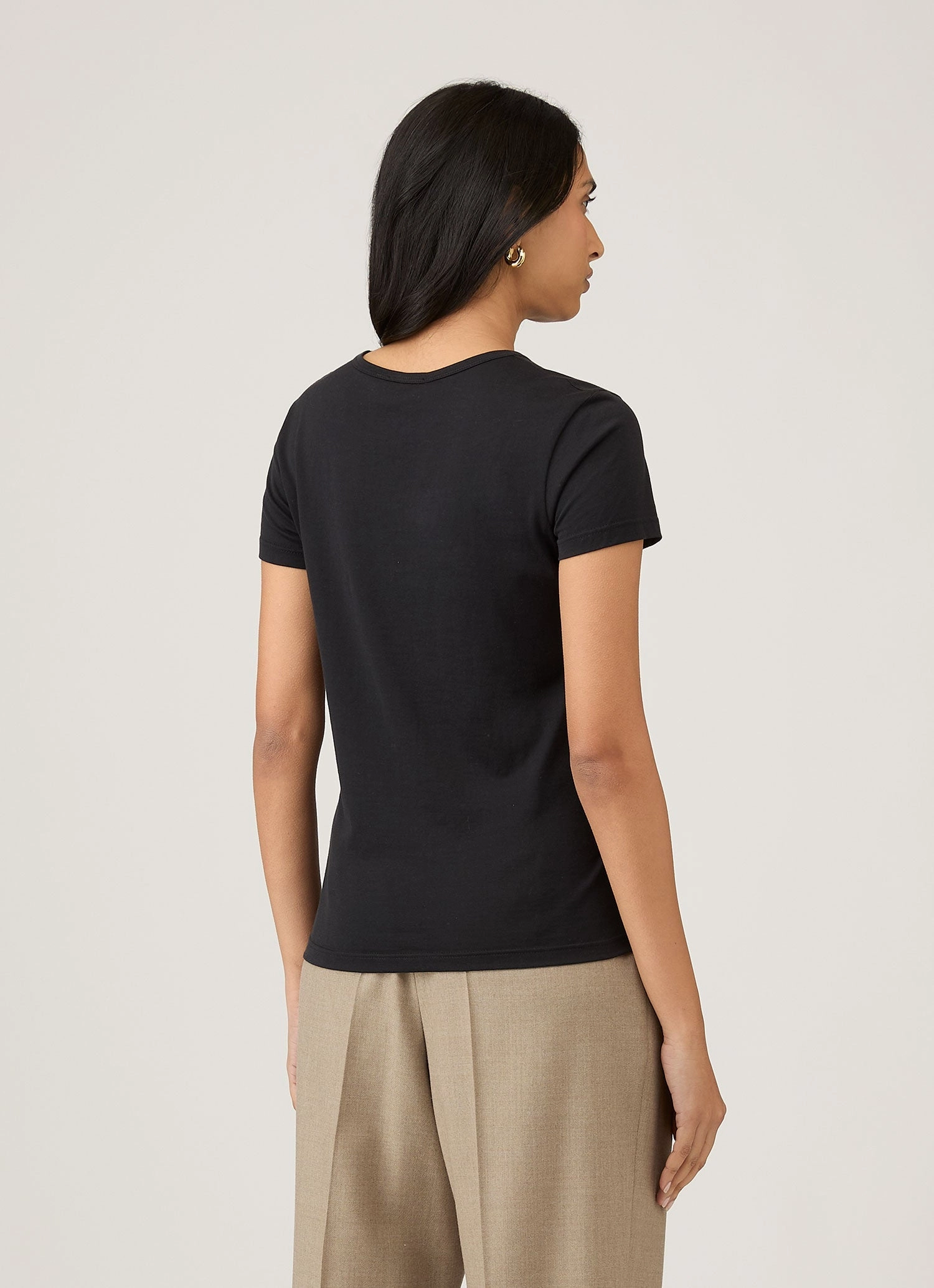 Women's Classic T-shirt in Black Quality Cotton