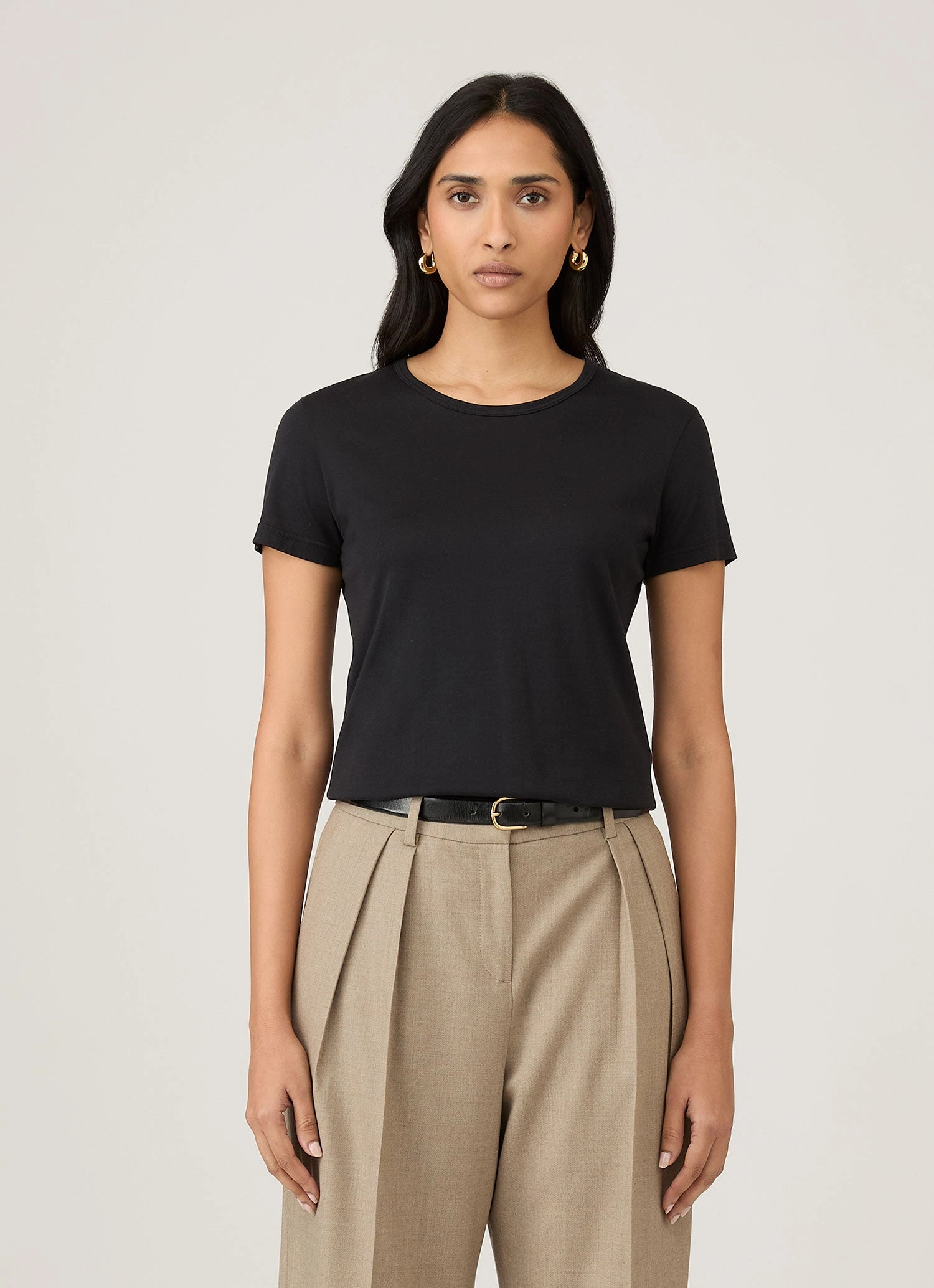 Fresh Street Style Minimal Style Style Women's Classic T-shirt in Black