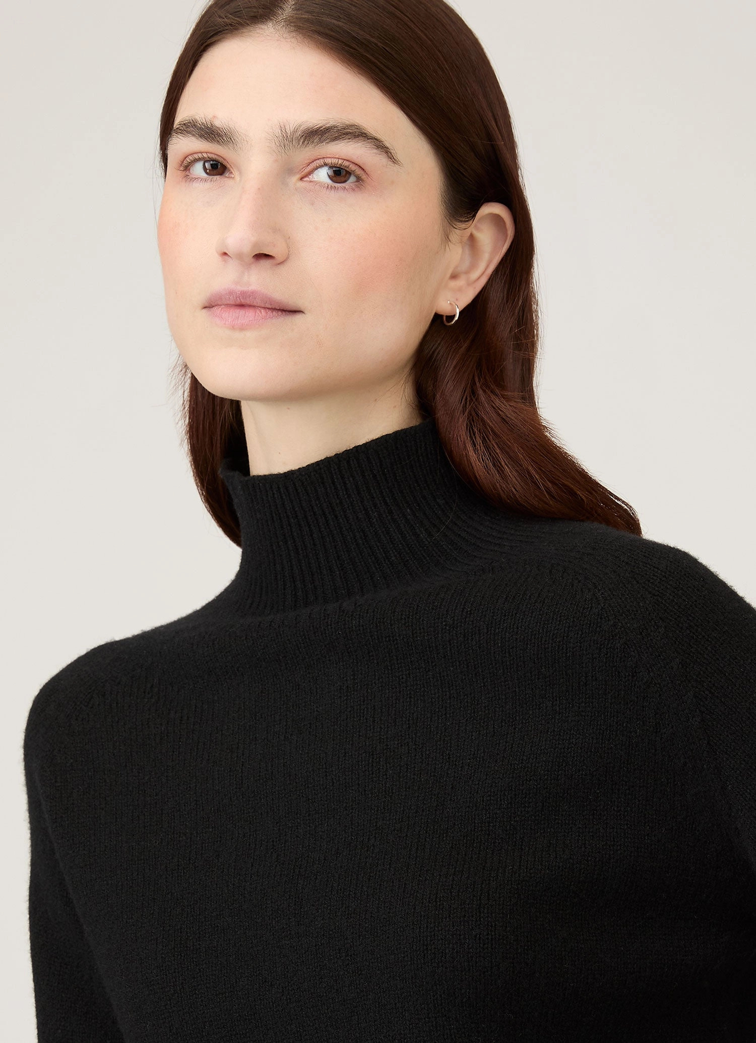 Women's Lambswool Funnel Neck Jumper in Black Trendy Style