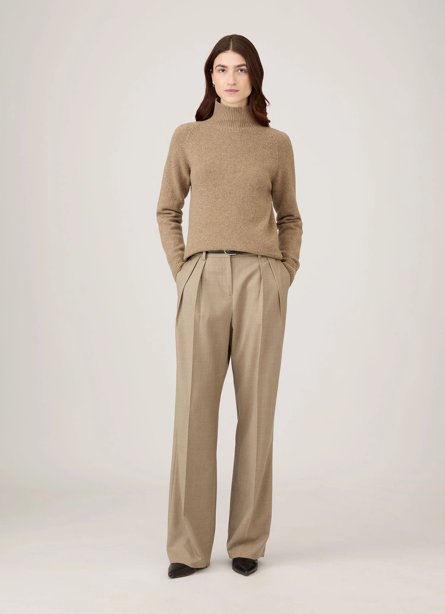 Women's Lambswool Funnel Neck Jumper in Mink Simple Comfort