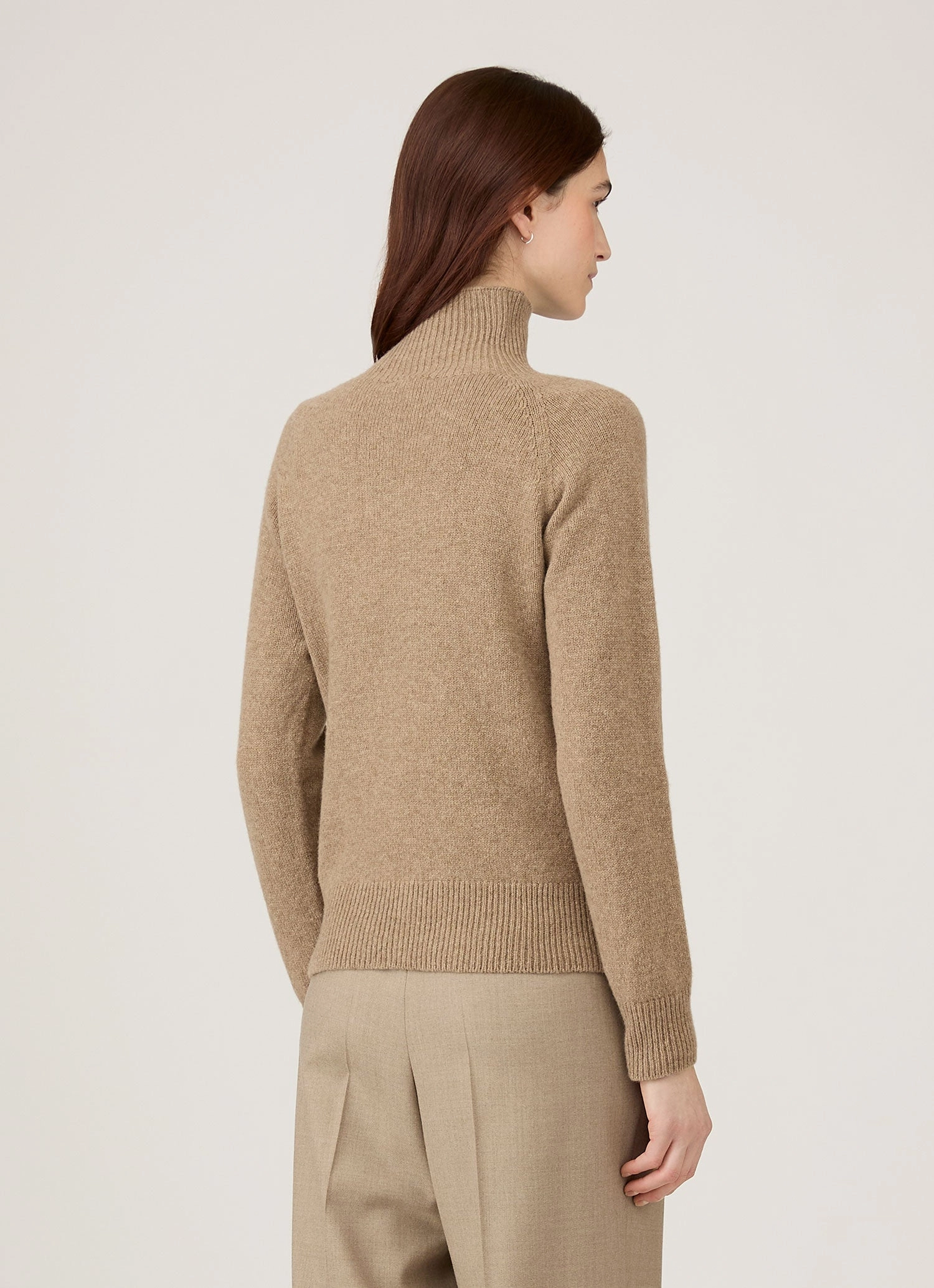 Women's Lambswool Funnel Neck Jumper in Mink Simple Comfort