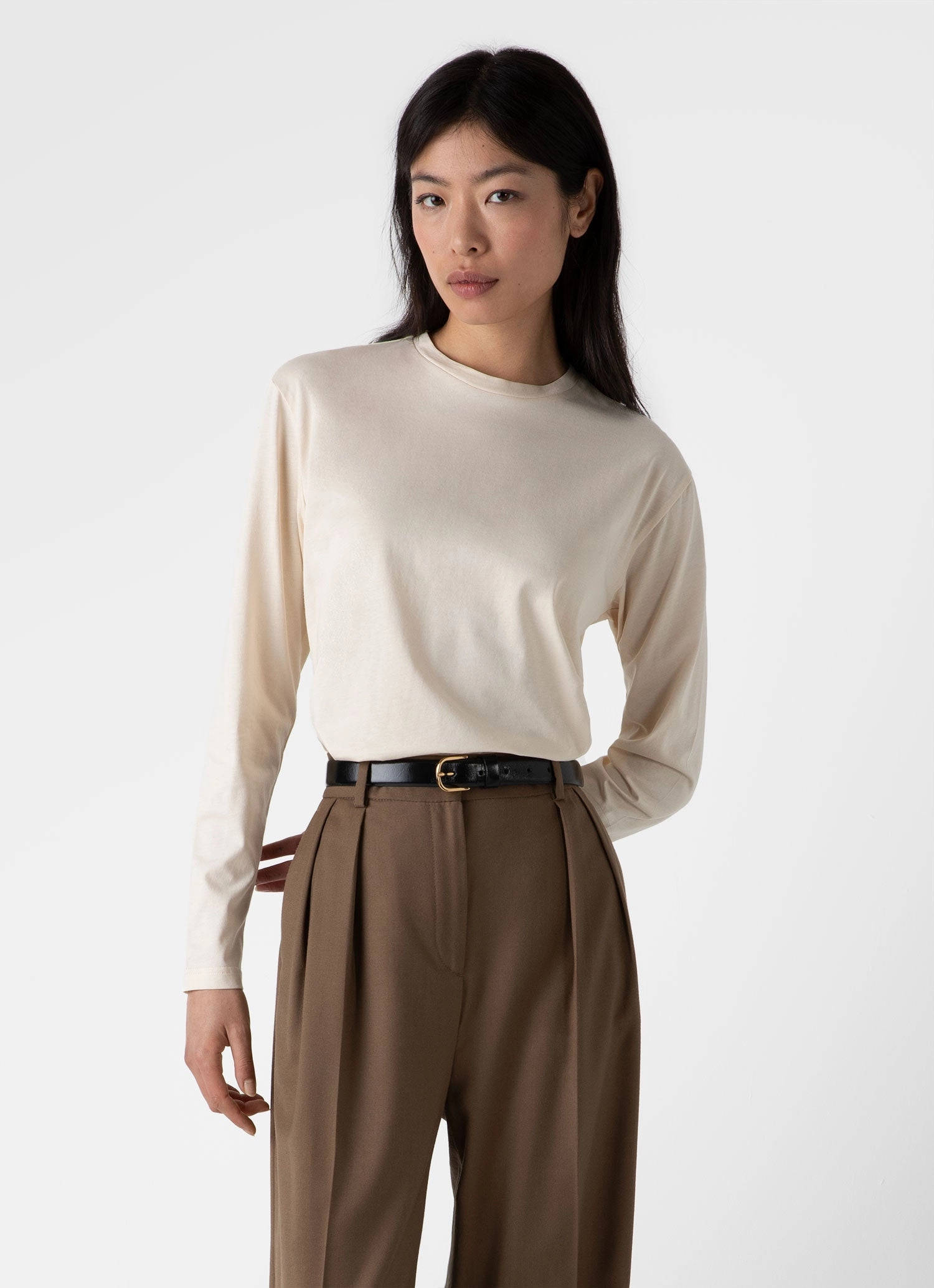 Women's Long Sleeve Boy Fit T-shirt in Undyed Urban Trend Effortless Daywear