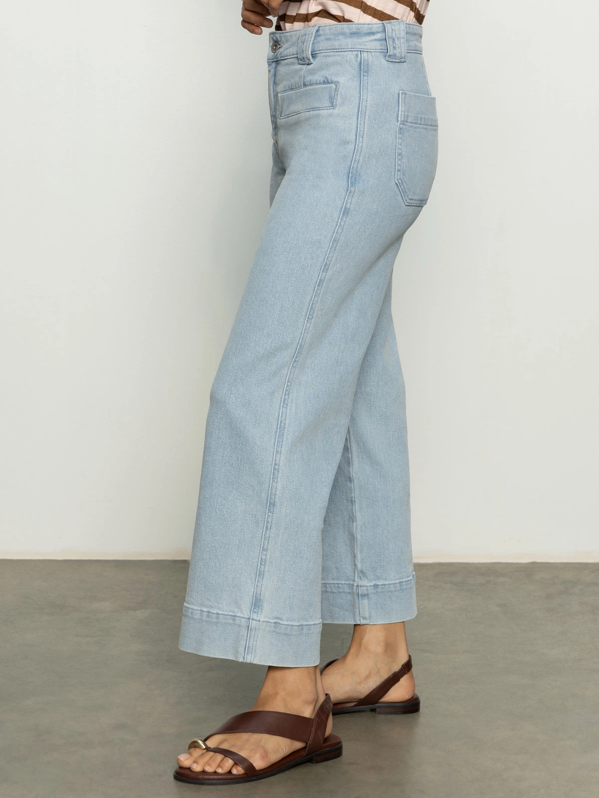 Wrinkle Resistant Voyage Standard High Rise Crop Jeans Winner's Circle