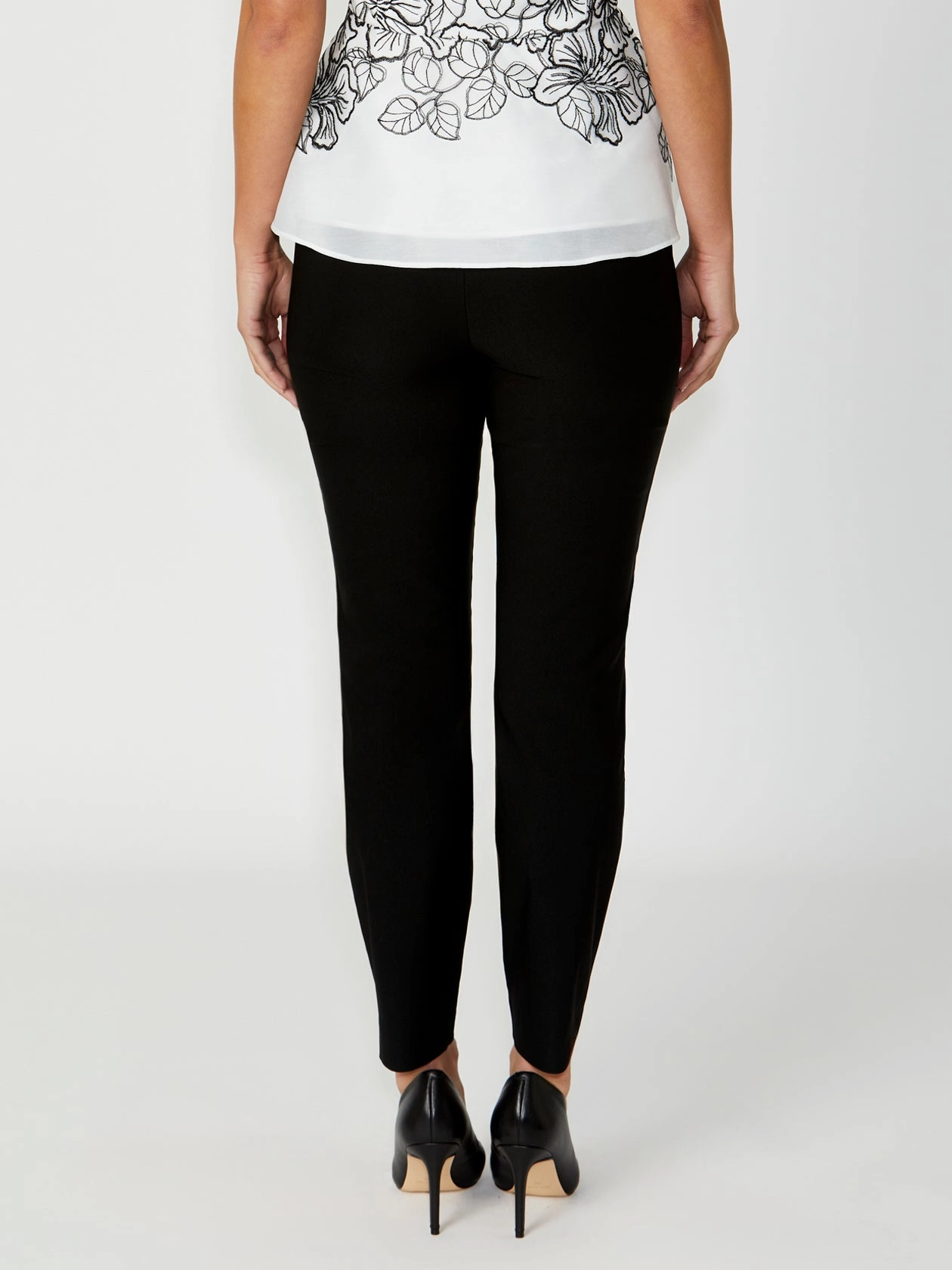 Yoga Nancy Black Bengaline Pant