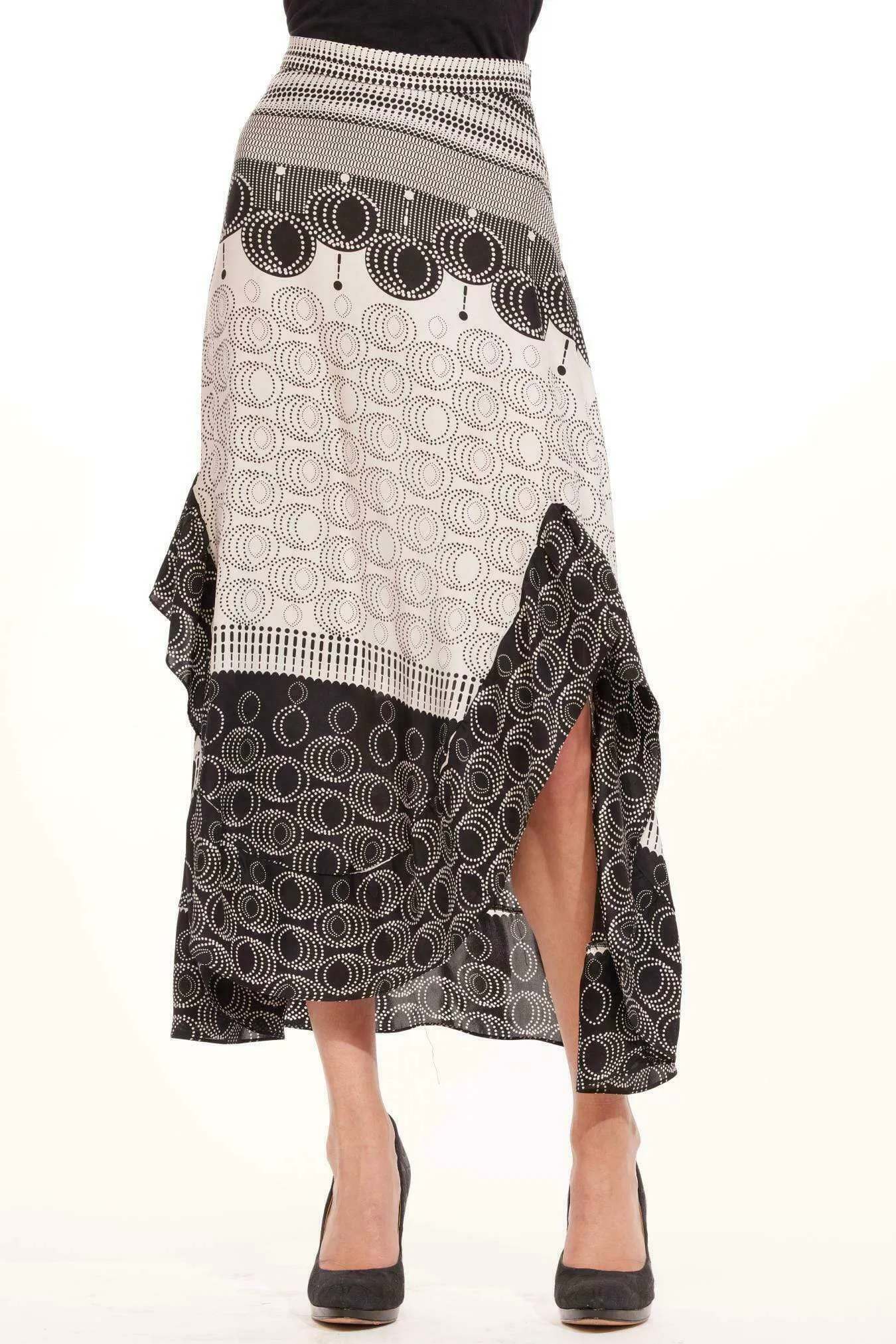 Outfit Shot Zemco Skirt - Bogata Dot